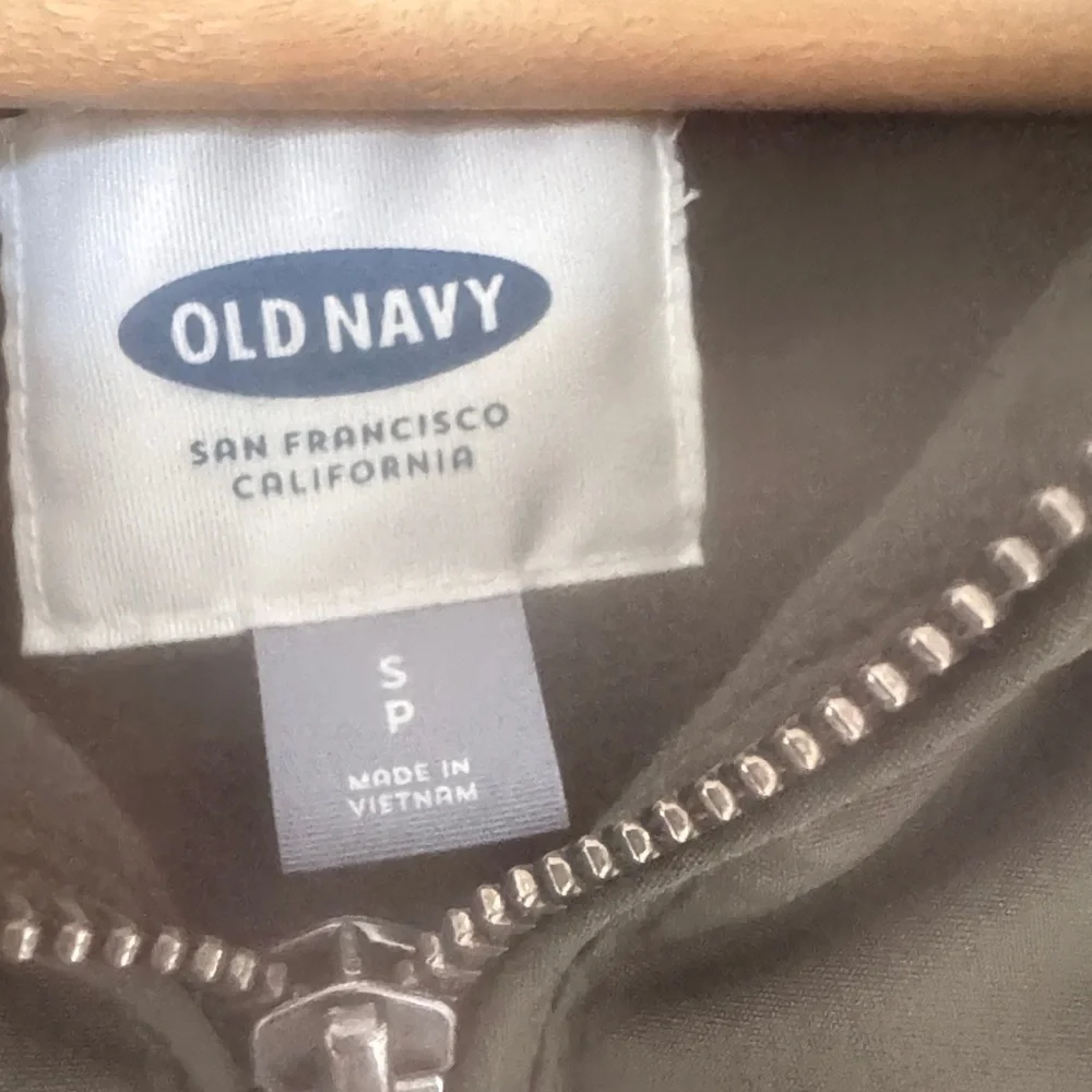 Old Navy Green Puffer Vest